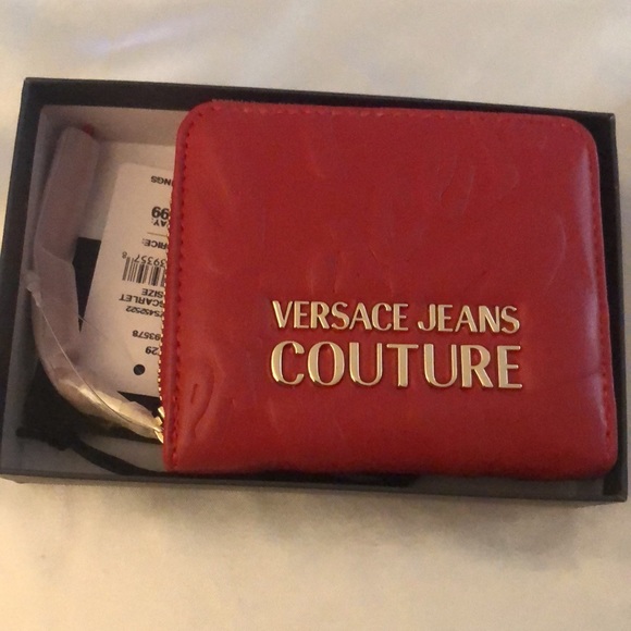 Versace Jeans Couture Range I Embossed ZA Compact Wallet Color Scarlet NWT & Box - Picture 15 of 16